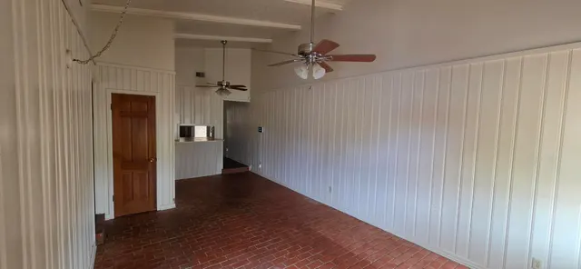 Photo 2 — 4939 9th Street, Lubbock, TX 79416