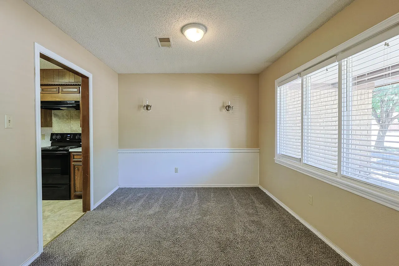 Photo 9 — 4513 64th Street, Lubbock, TX 79414