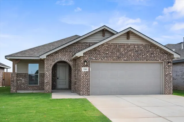 Front exterior — 7203 14th Street, Lubbock, TX 79416