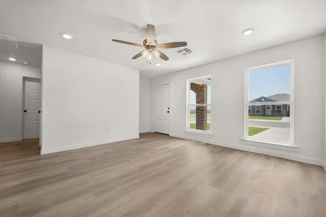 Photo 7 — 5502 Smith Street, Lubbock, TX 79416