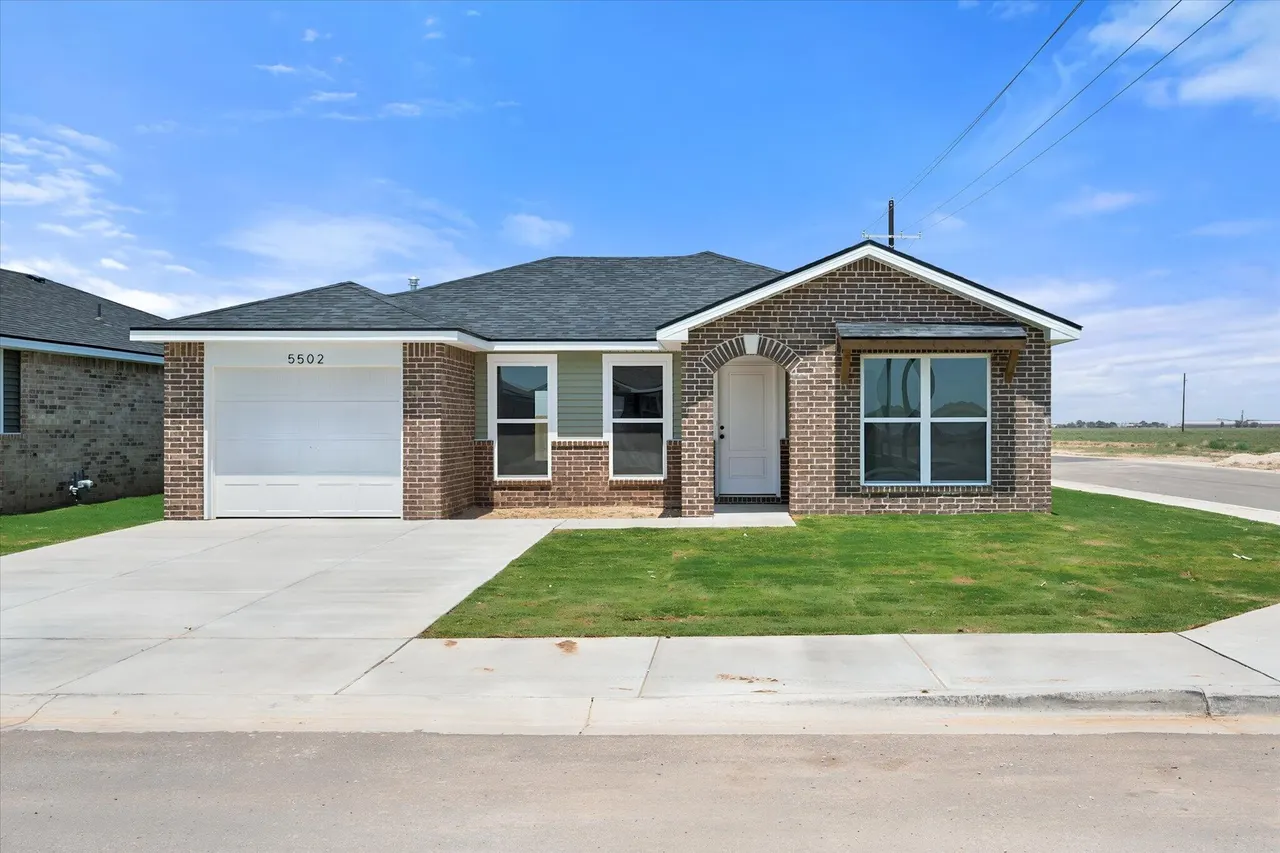 Photo 3 — 5502 Smith Street, Lubbock, TX 79416