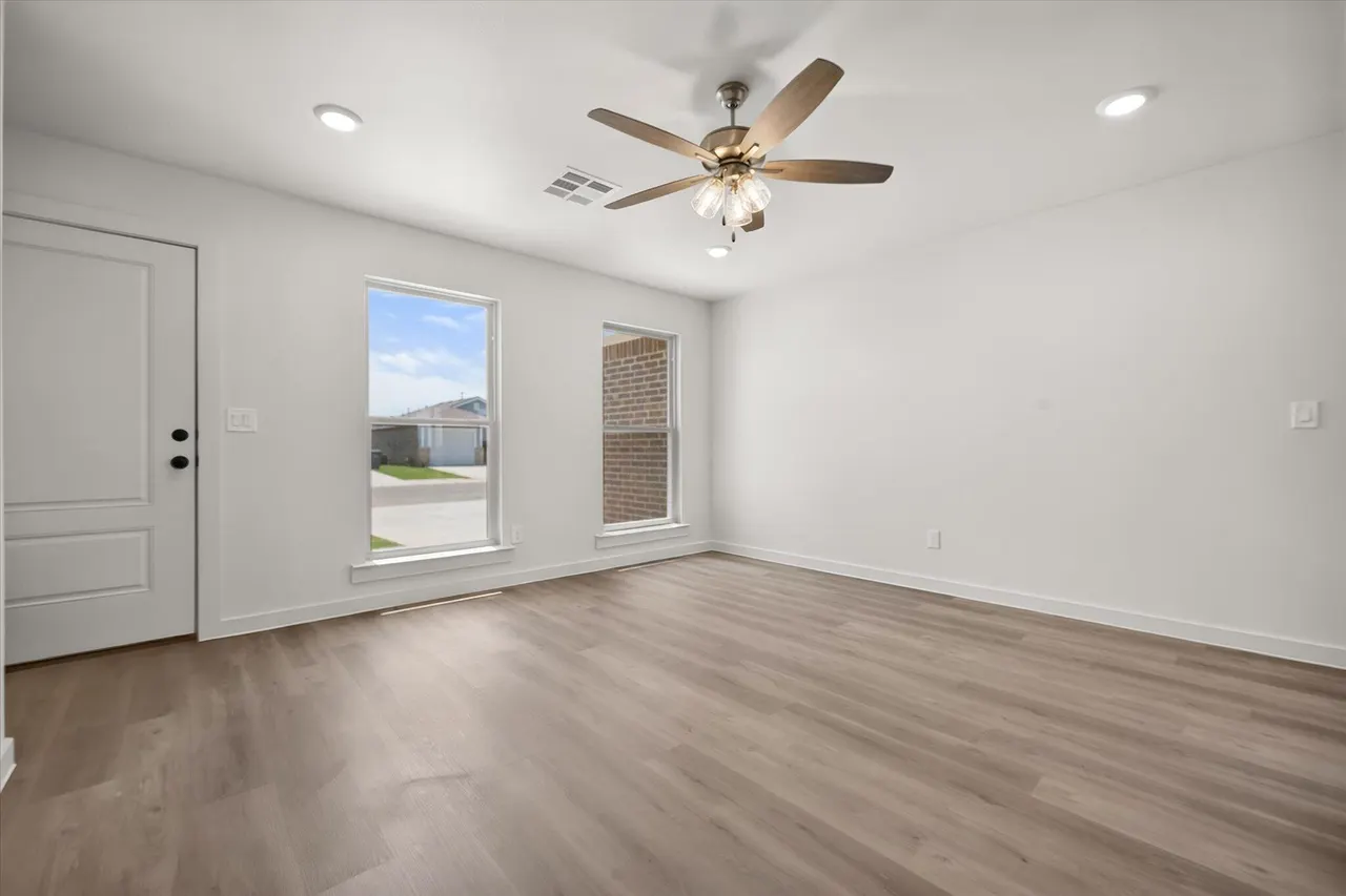 Photo 8 — 5502 Smith Street, Lubbock, TX 79416