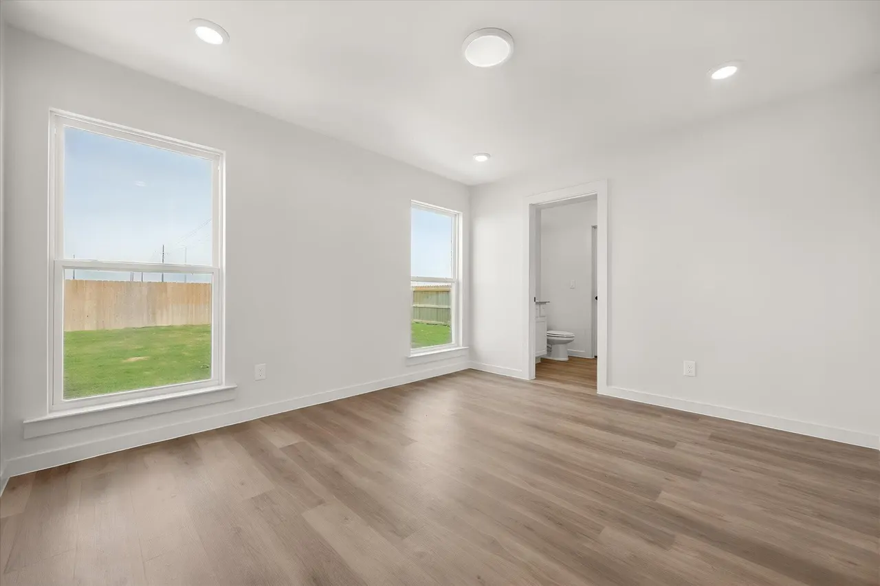 Photo 15 — 5502 Smith Street, Lubbock, TX 79416