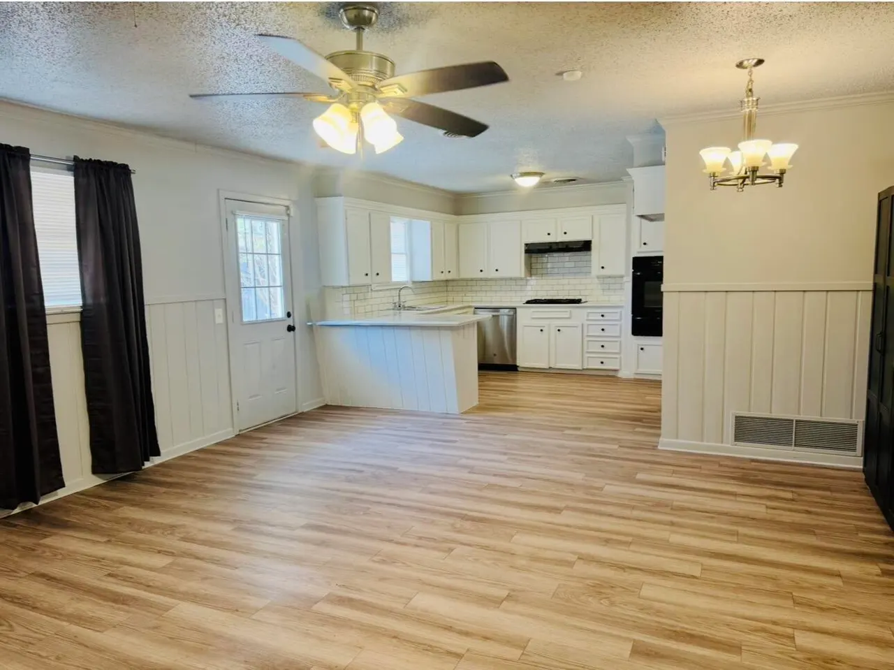 Photo 8 — 2319 53rd Street, Lubbock, TX 79412