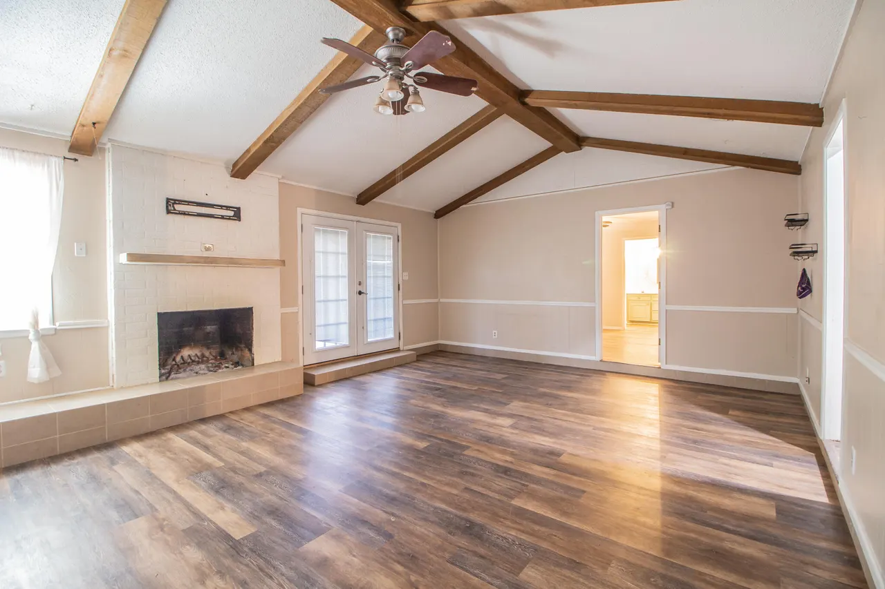 Photo 10 — 4413 53rd Street, Lubbock, TX 79414