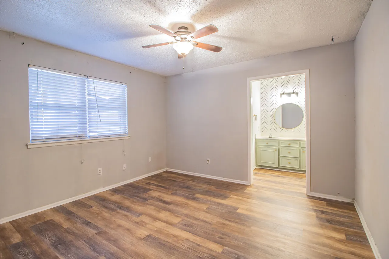 Photo 12 — 4413 53rd Street, Lubbock, TX 79414