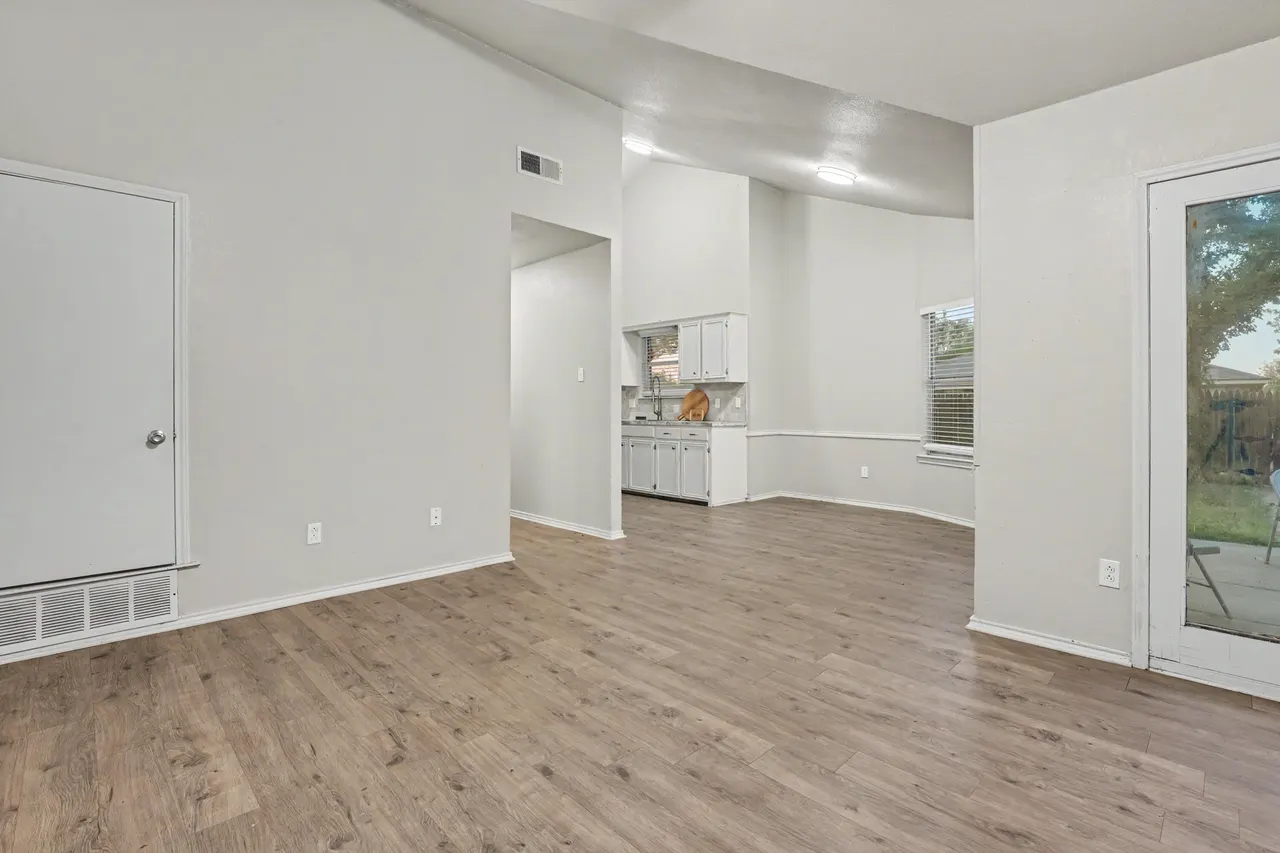 Photo 6 — 5516 96th Street, Lubbock, TX 79424