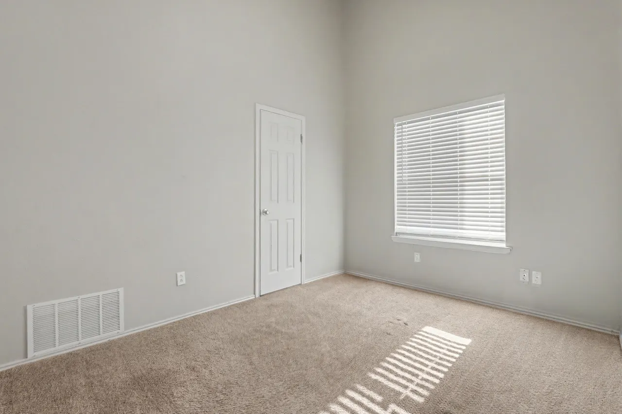 Photo 16 — 5516 96th Street, Lubbock, TX 79424