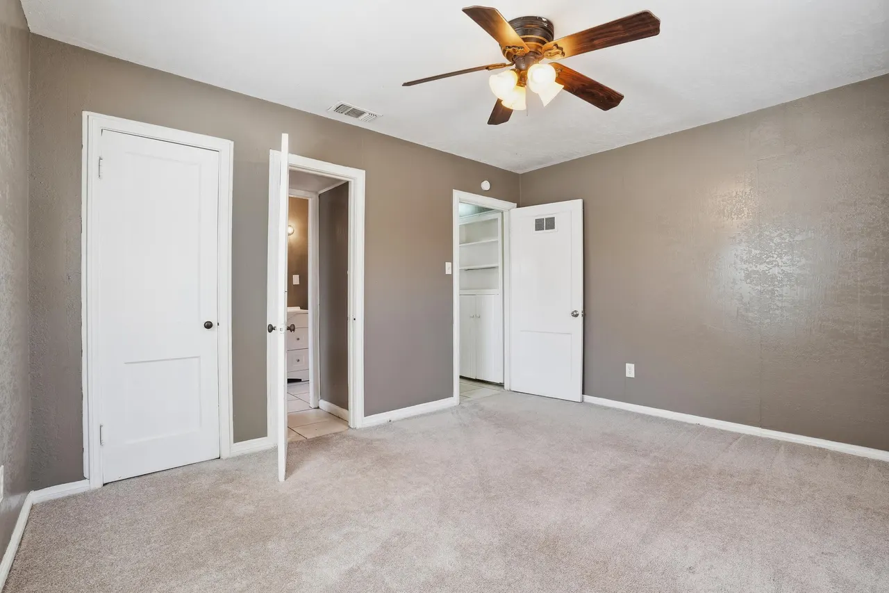 Photo 13 — 2209 25th Street, Lubbock, TX 79411
