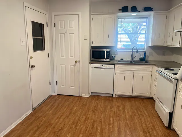 Photo 6 — 8205 Fremont Avenue, Lubbock, TX 79423