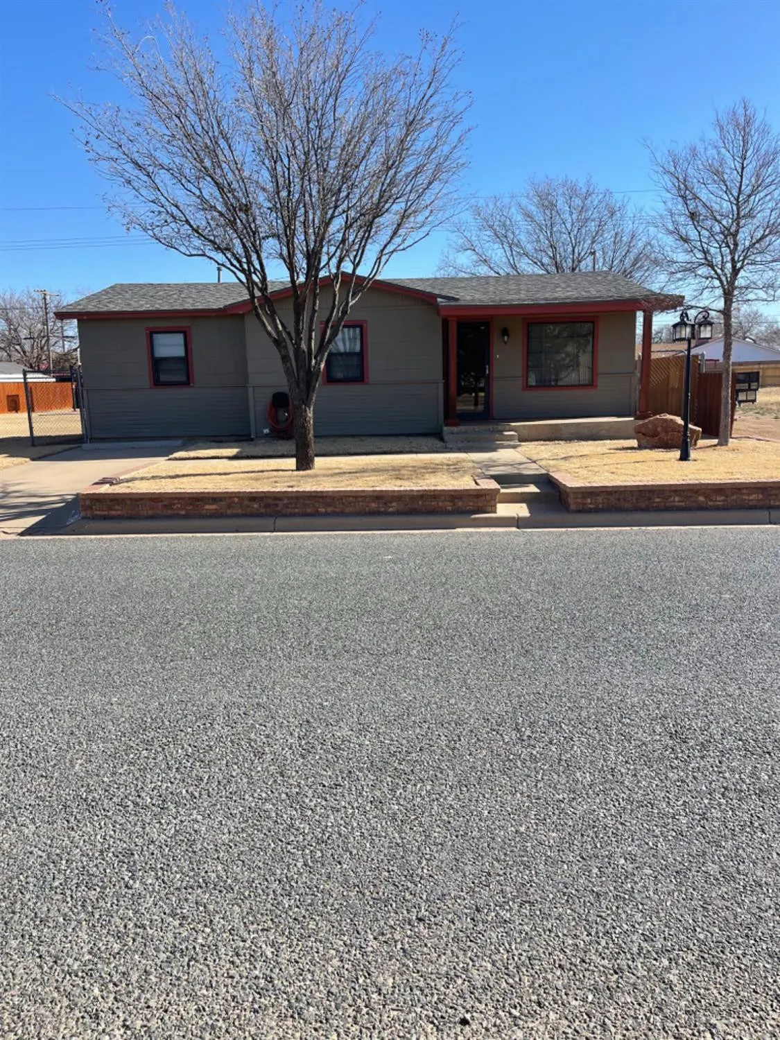 Front exterior — 2105 Ash Avenue, Lubbock, TX 79404