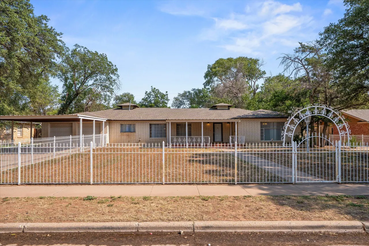 Front exterior — 4506 17th Street, Lubbock, TX 79416