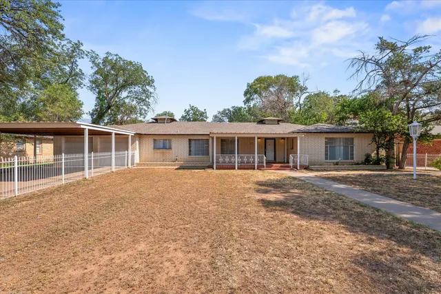 Photo 3 — 4506 17th Street, Lubbock, TX 79416