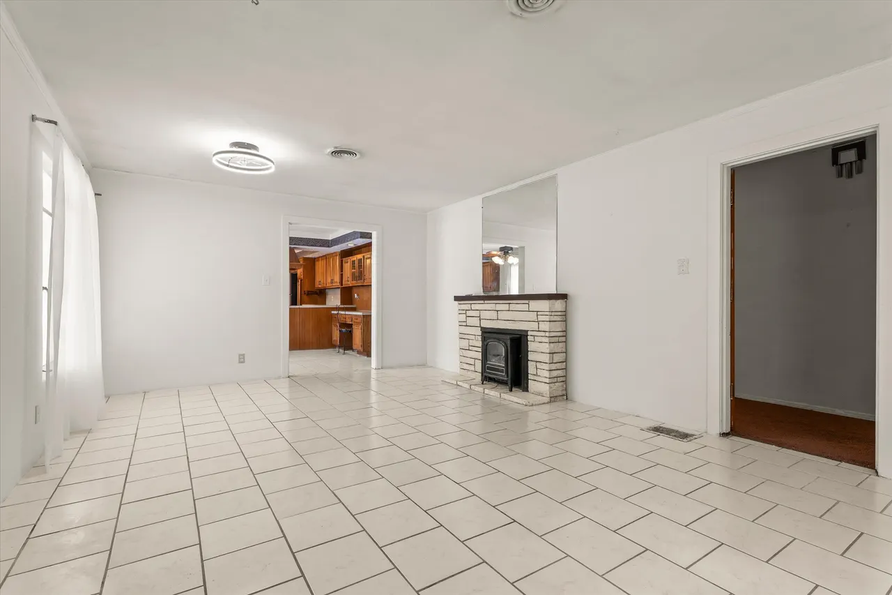 Photo 6 — 4506 17th Street, Lubbock, TX 79416