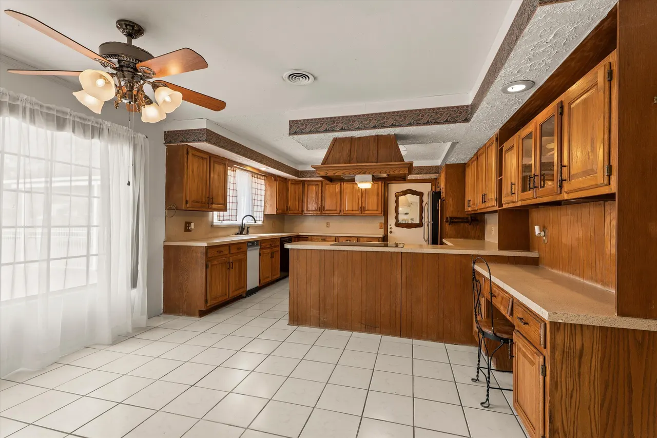 Photo 10 — 4506 17th Street, Lubbock, TX 79416