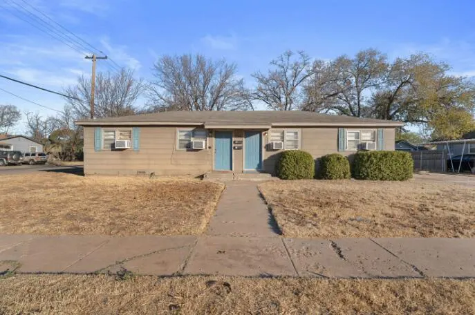 Front exterior — 1924 26th Street, Lubbock, TX 79411