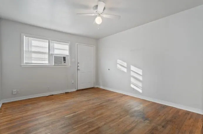 Photo 2 — 1924 26th Street, Lubbock, TX 79411