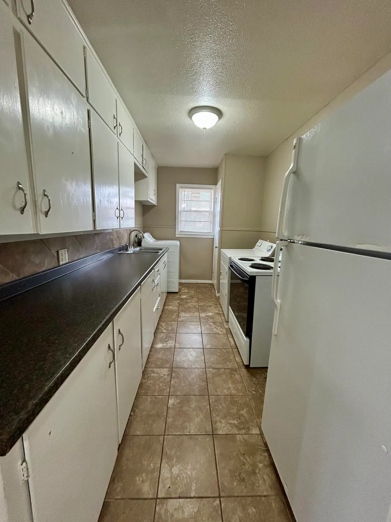 Photo 10 — 1924 26th Street, Lubbock, TX 79411