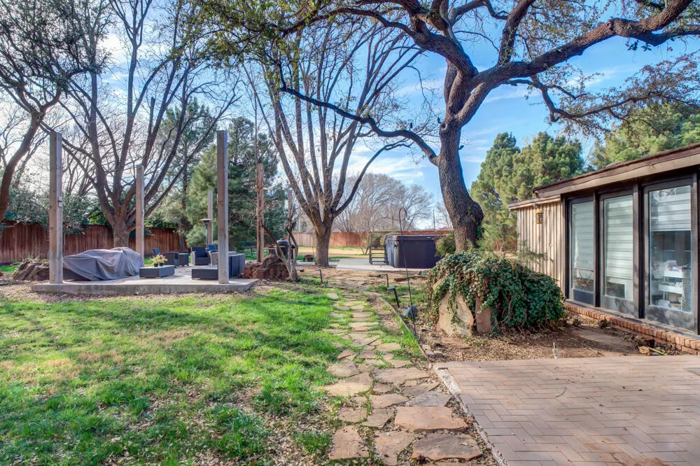 Photo 91 — 1904 Vicksburg Avenue, Lubbock, TX 79407