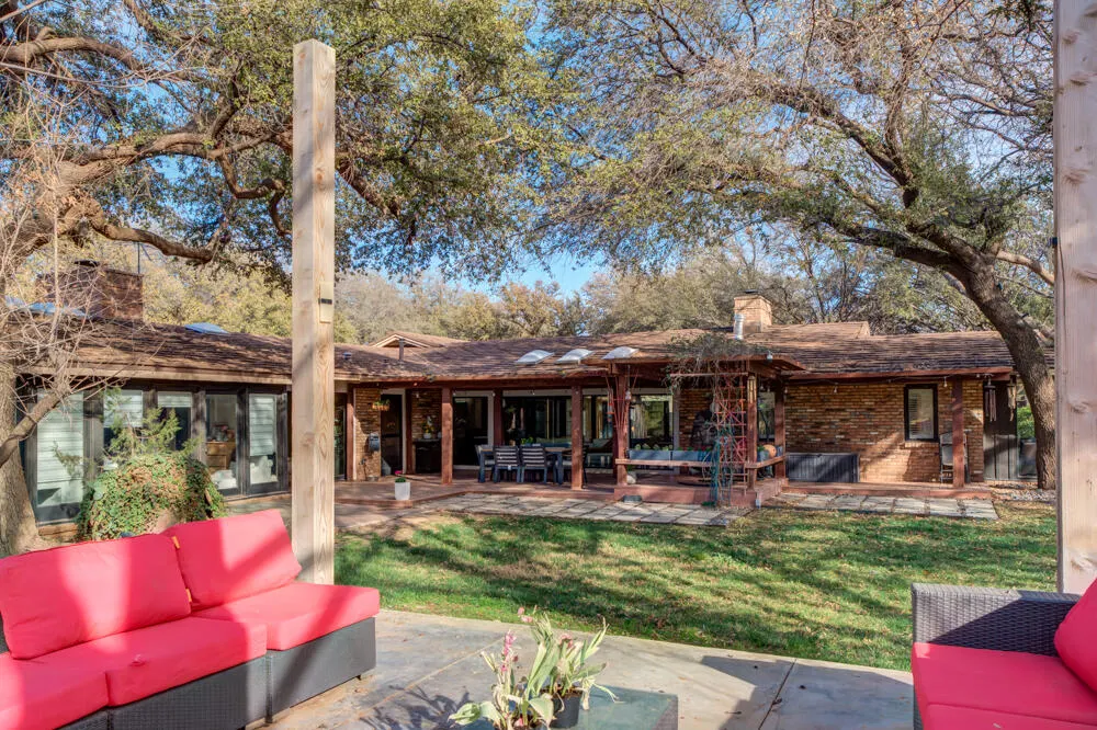 Photo 98 — 1904 Vicksburg Avenue, Lubbock, TX 79407