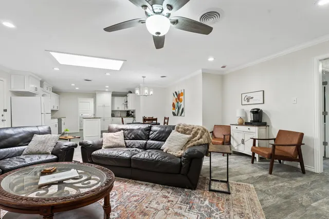 Photo 5 — 4211 49th Street, Lubbock, TX 79413