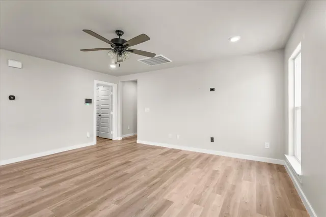Photo 5 — 13208 Avenue S, Lubbock, TX 79423