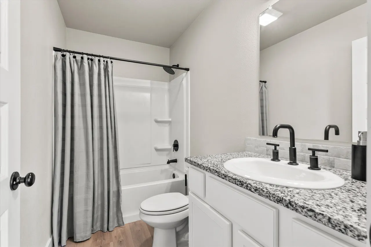 Photo 12 — 13208 Avenue S, Lubbock, TX 79423