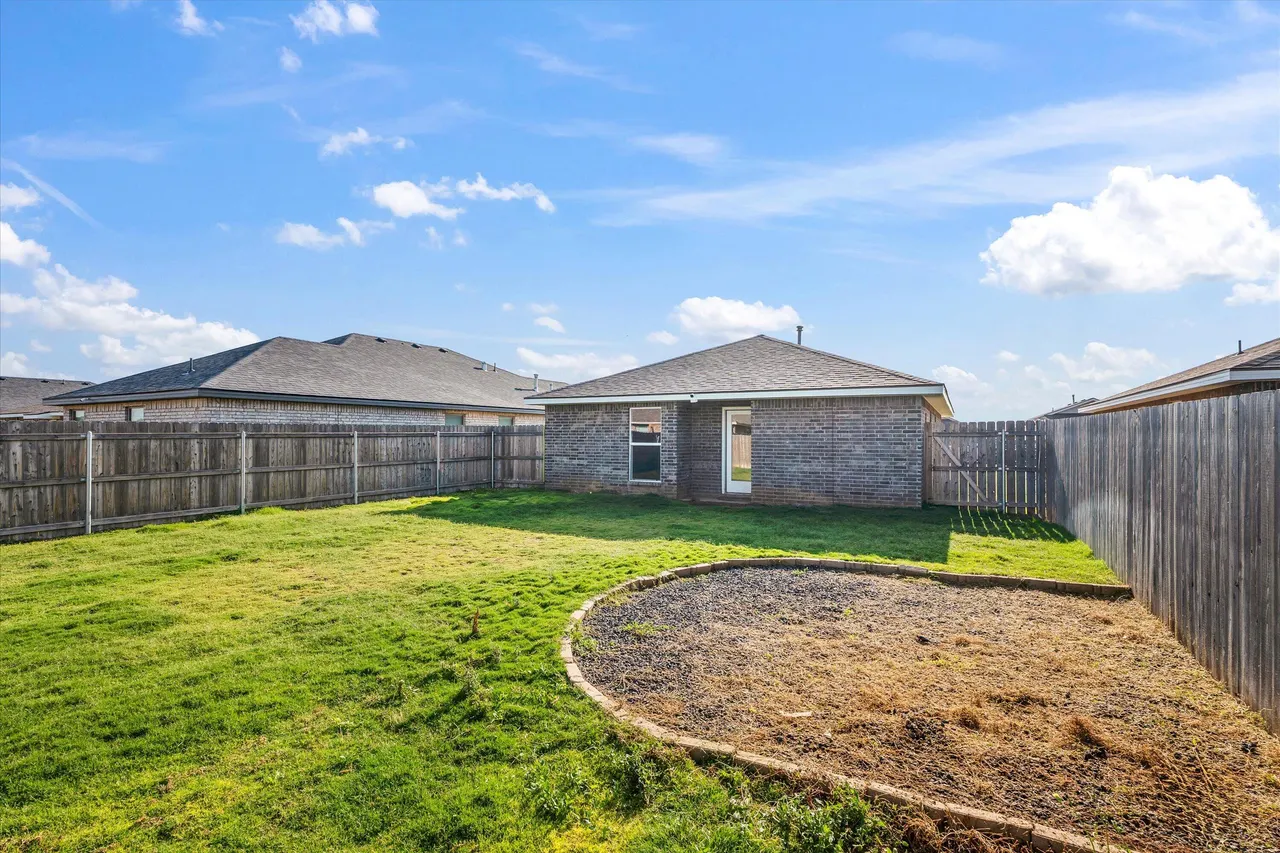 Photo 17 — 13208 Avenue S, Lubbock, TX 79423