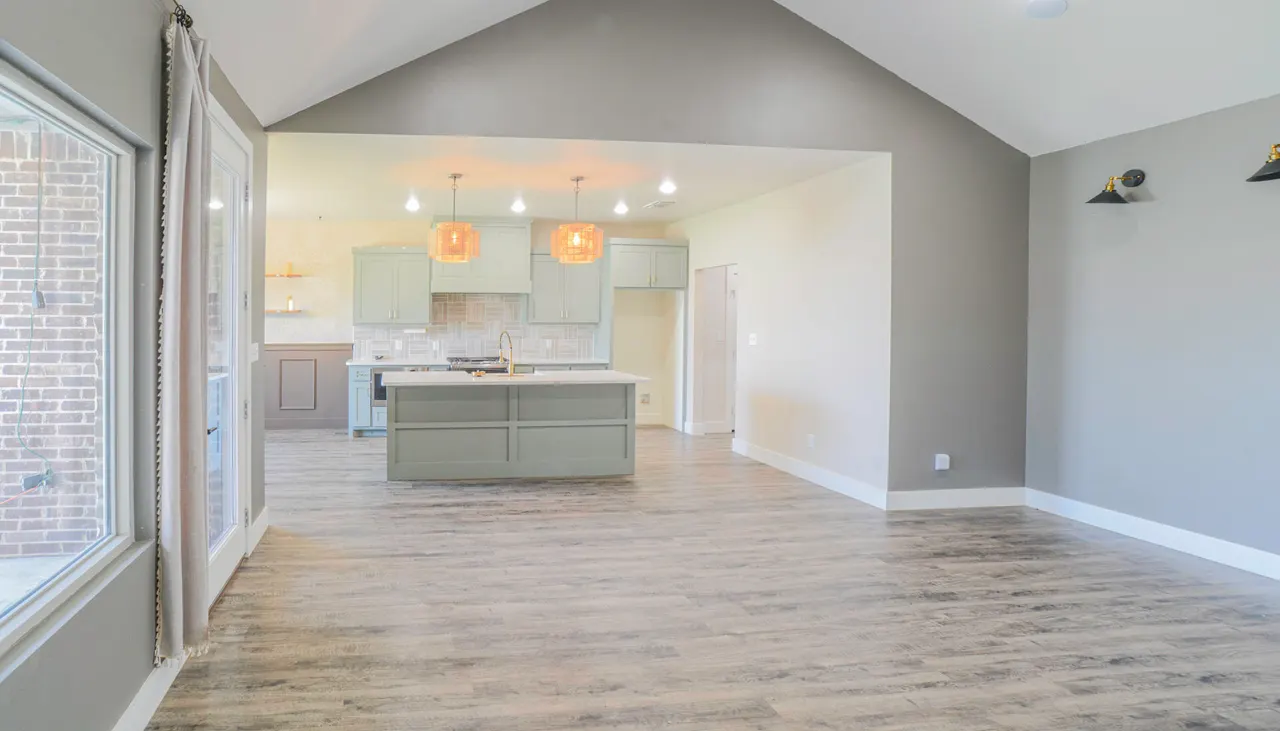 Photo 8 — 808 N Fulton Avenue, Lubbock, TX 79416