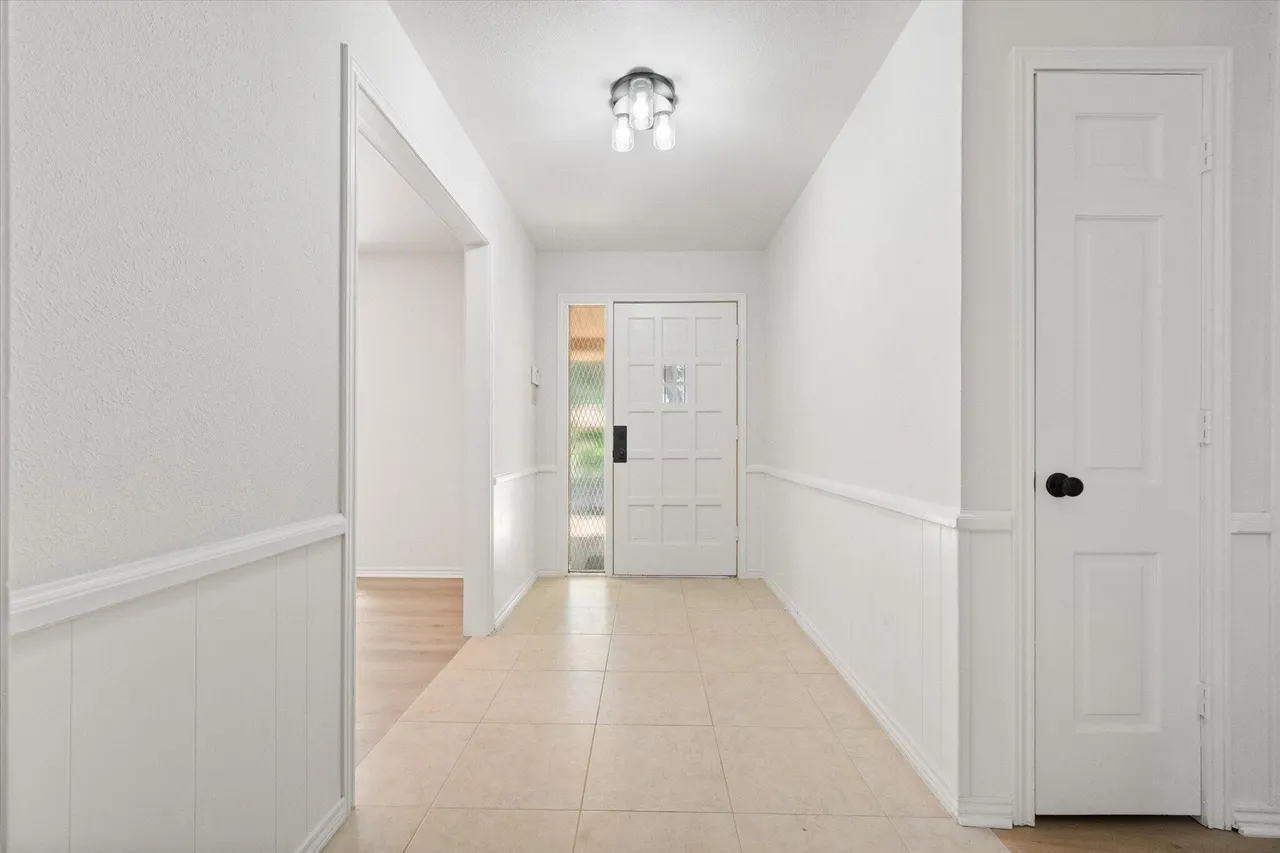 Photo 10 — 6002 Norfolk Avenue, Lubbock, TX 79413