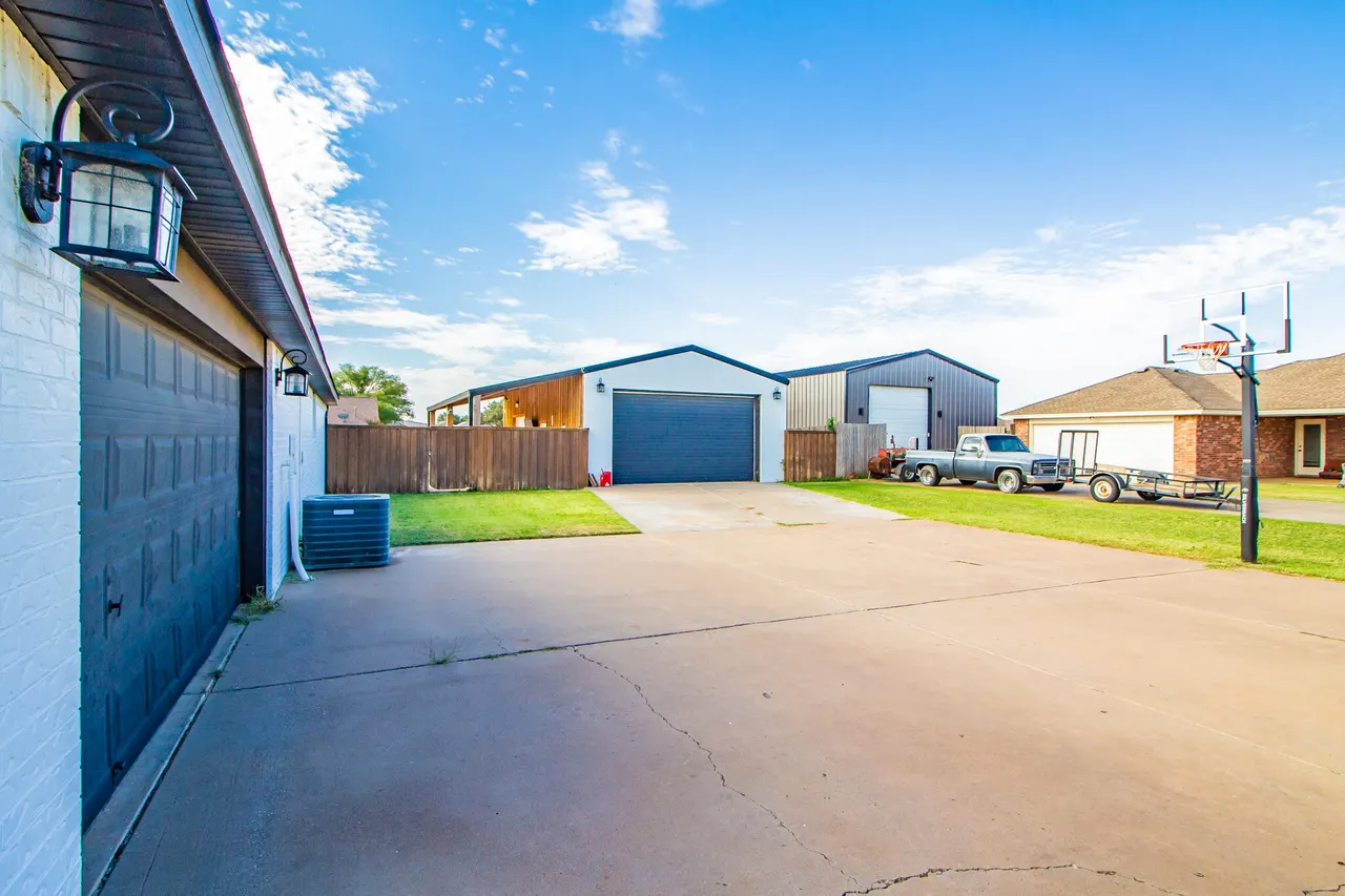 Photo 5 — 5303 County Road 7340, Lubbock, TX 79424