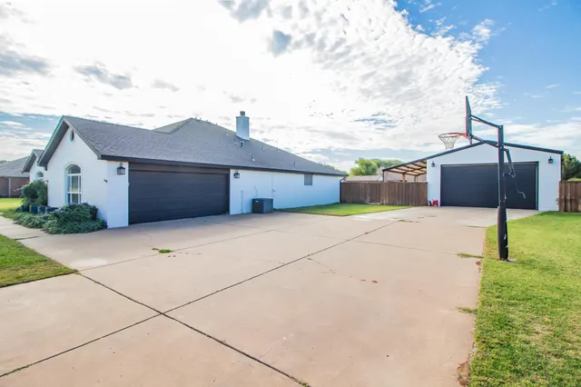 Photo 4 — 5303 County Road 7340, Lubbock, TX 79424