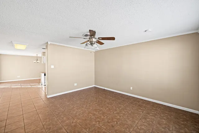 Photo 2 — 5511 16th Place, Lubbock, TX 79416