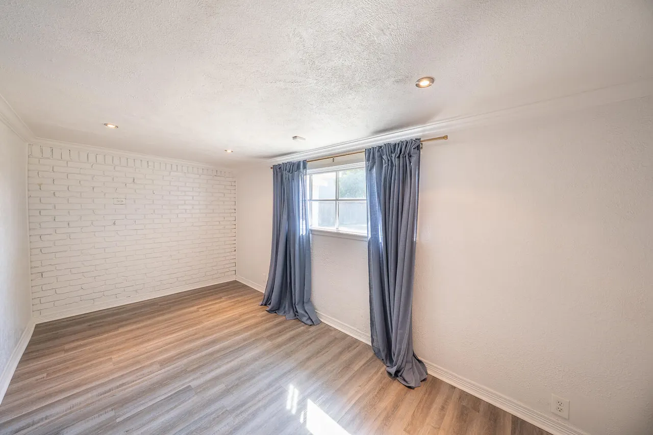 Photo 12 — 4603 23rd Street, Lubbock, TX 79407