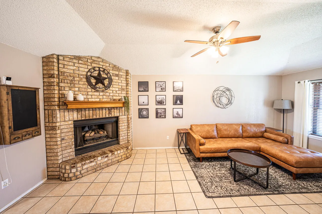 Photo 4 — 1011 Homestead Drive, Lubbock, TX 79416