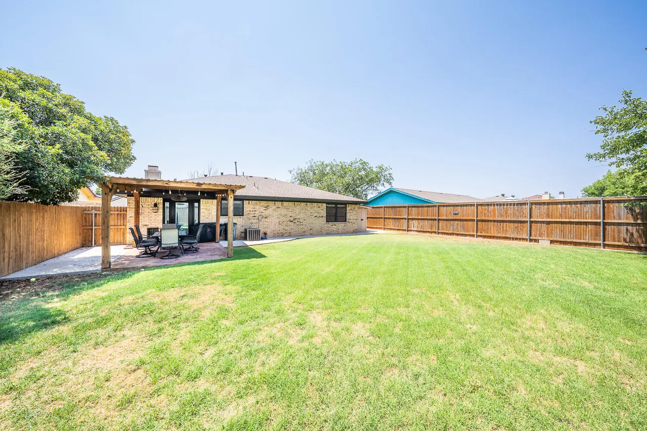 Photo 17 — 1011 Homestead Drive, Lubbock, TX 79416