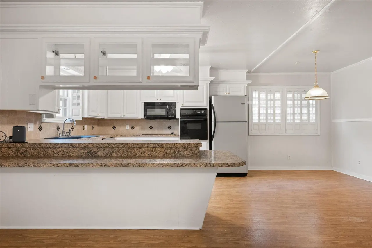 Photo 12 — 3419 60th Street, Lubbock, TX 79413