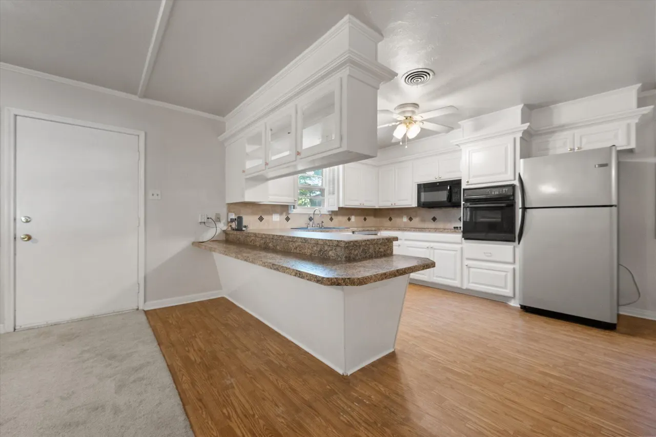 Photo 13 — 3419 60th Street, Lubbock, TX 79413