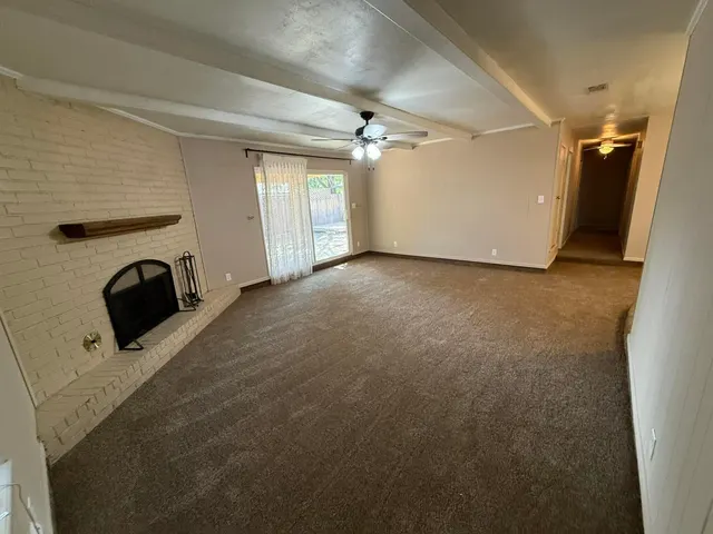 Photo 4 — 8203 Geneva Avenue, Lubbock, TX 79423