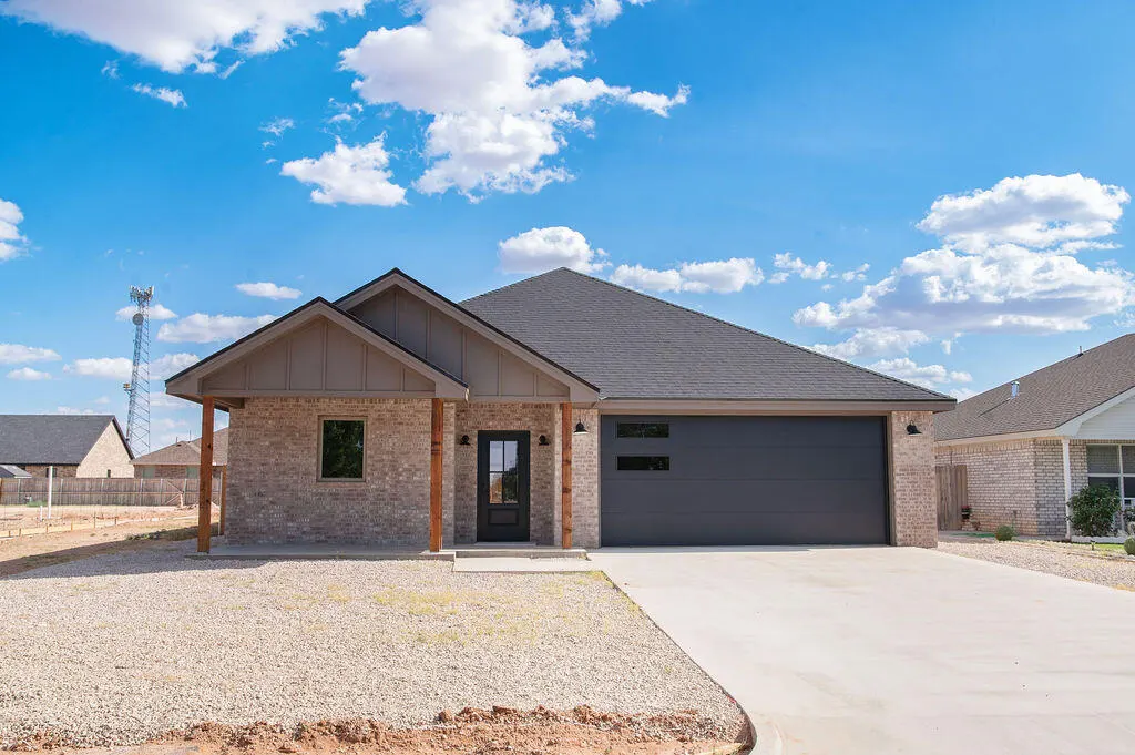 Photo 2 — 309 W 6th Street, Denver City, TX 79323