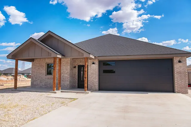 Photo 3 — 309 W 6th Street, Denver City, TX 79323
