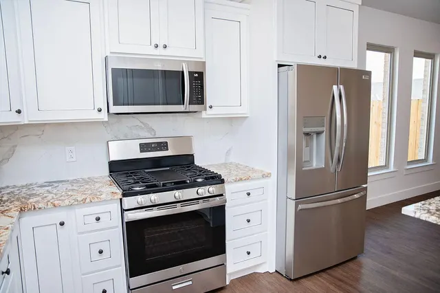 Photo 8 — 309 W 6th Street, Denver City, TX 79323