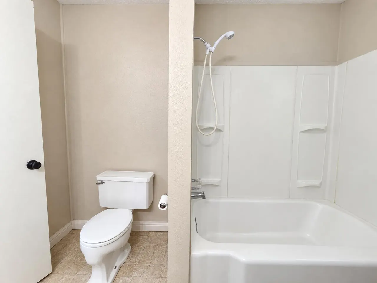 Photo 8 — 4913 18th Street, Lubbock, TX 79416