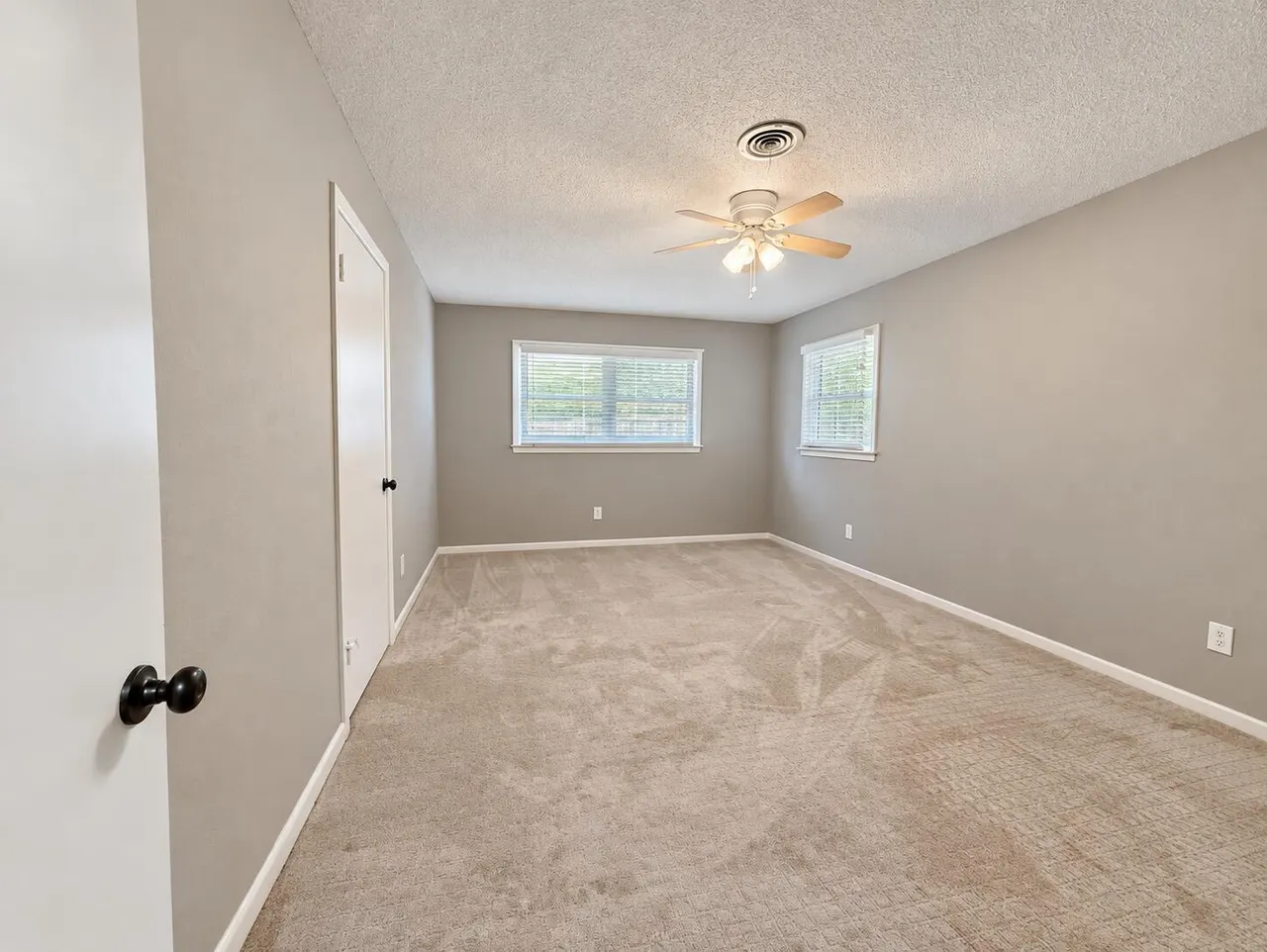 Photo 10 — 4913 18th Street, Lubbock, TX 79416