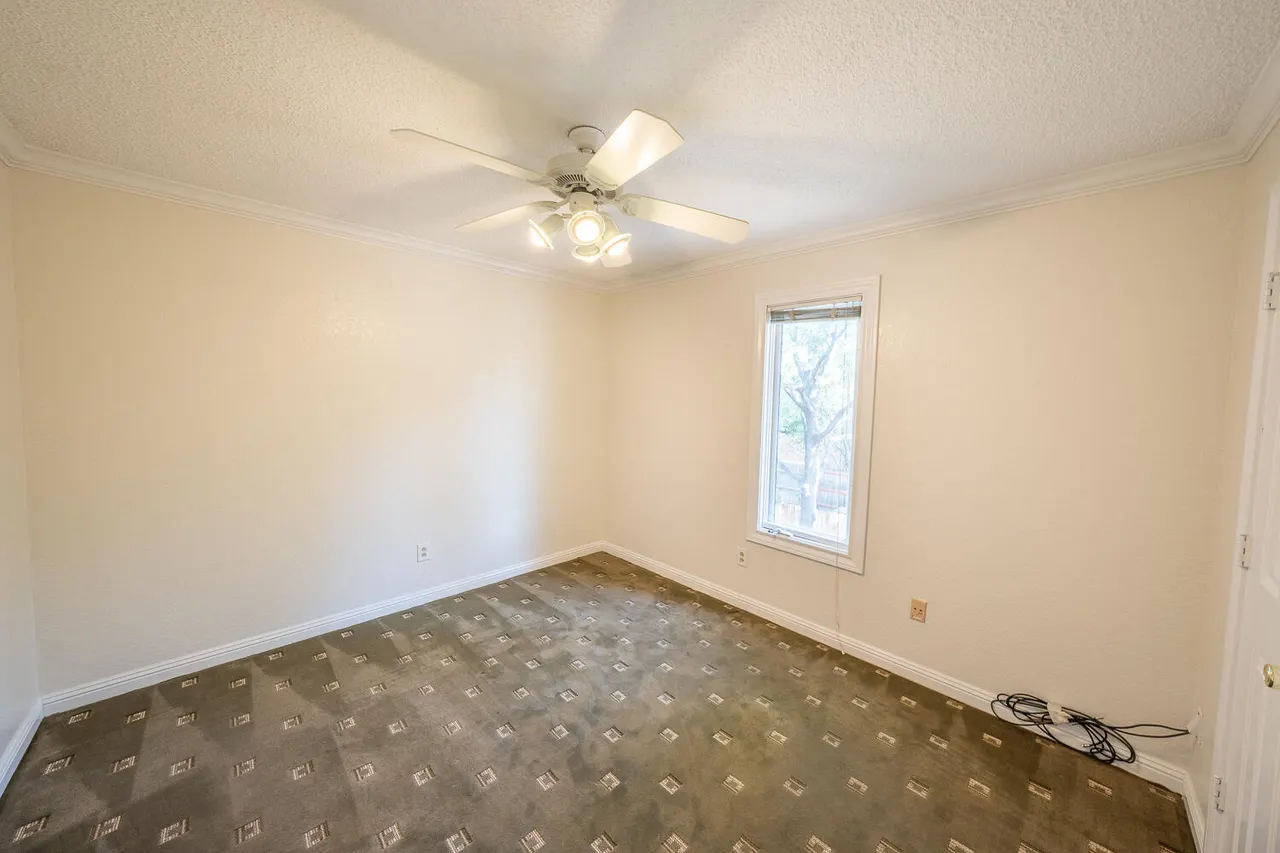 Photo 11 — 5604 87th Street, Lubbock, TX 79424