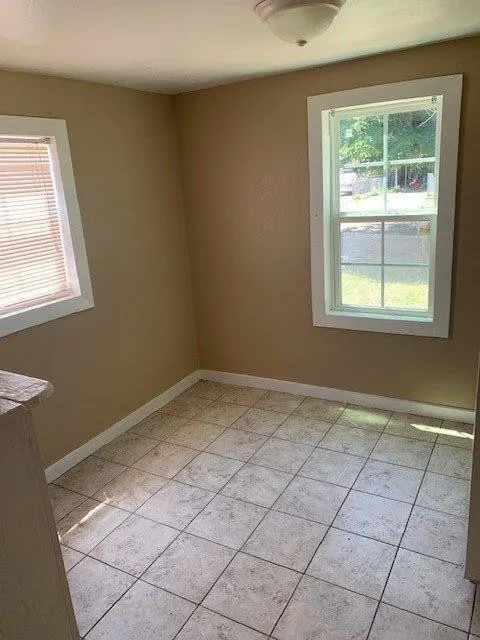 Photo 5 — 3014 Duke Street, Lubbock, TX 79415
