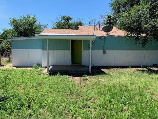 Photo 10 — 3014 Duke Street, Lubbock, TX 79415