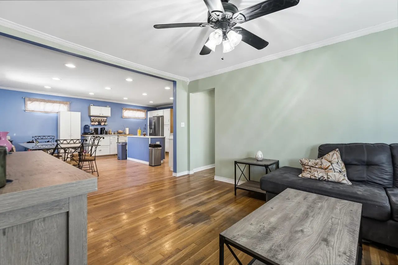 Photo 2 — 1602 Avenue B, Levelland, TX 79336