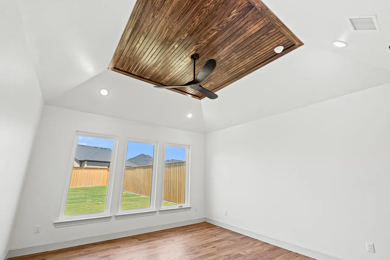 Photo 14 — 5604 Volney Avenue, Lubbock, TX 79407