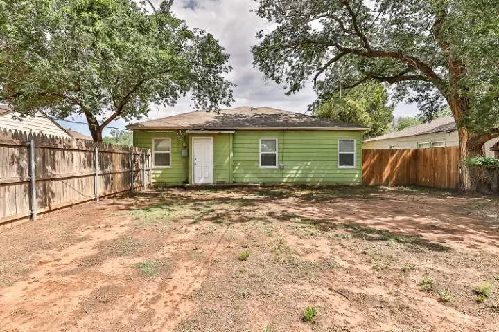 Photo 39 — 2405 30th Street, Lubbock, TX 79411